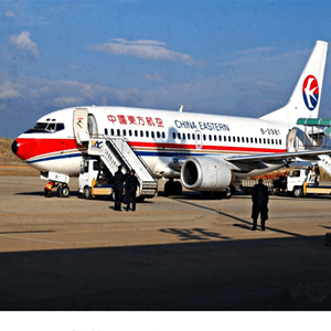 神农架红坪机场空运航空快运业稳步发展的原因是什么？